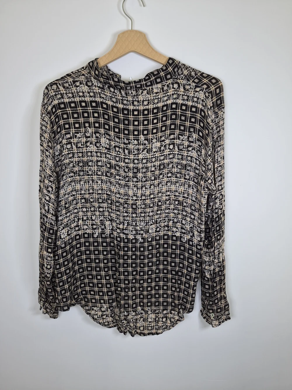 Free People Boho Patterned Button-Front Blouse Tassel Top Size Large L